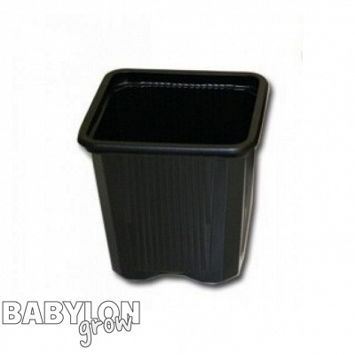 Plastic pots for planting 7,0 x 7,0 x 6,0 cm